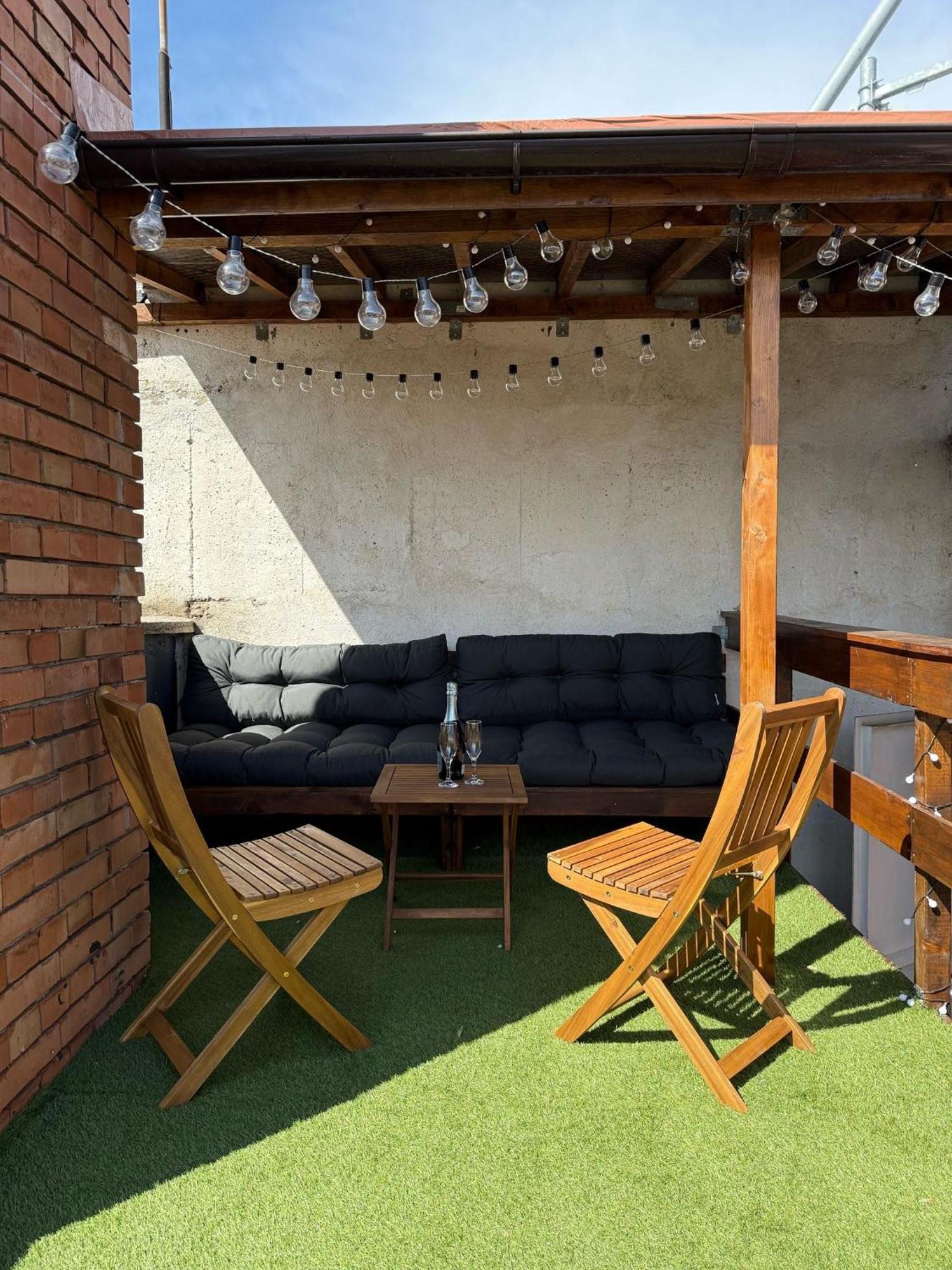 Rooftop Loft *